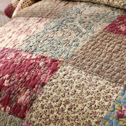Tache Fairy Tale Tea Party Beige Burgundy Paisley Floral Cotton Patchwork Quilt Set (DXJ103443)
